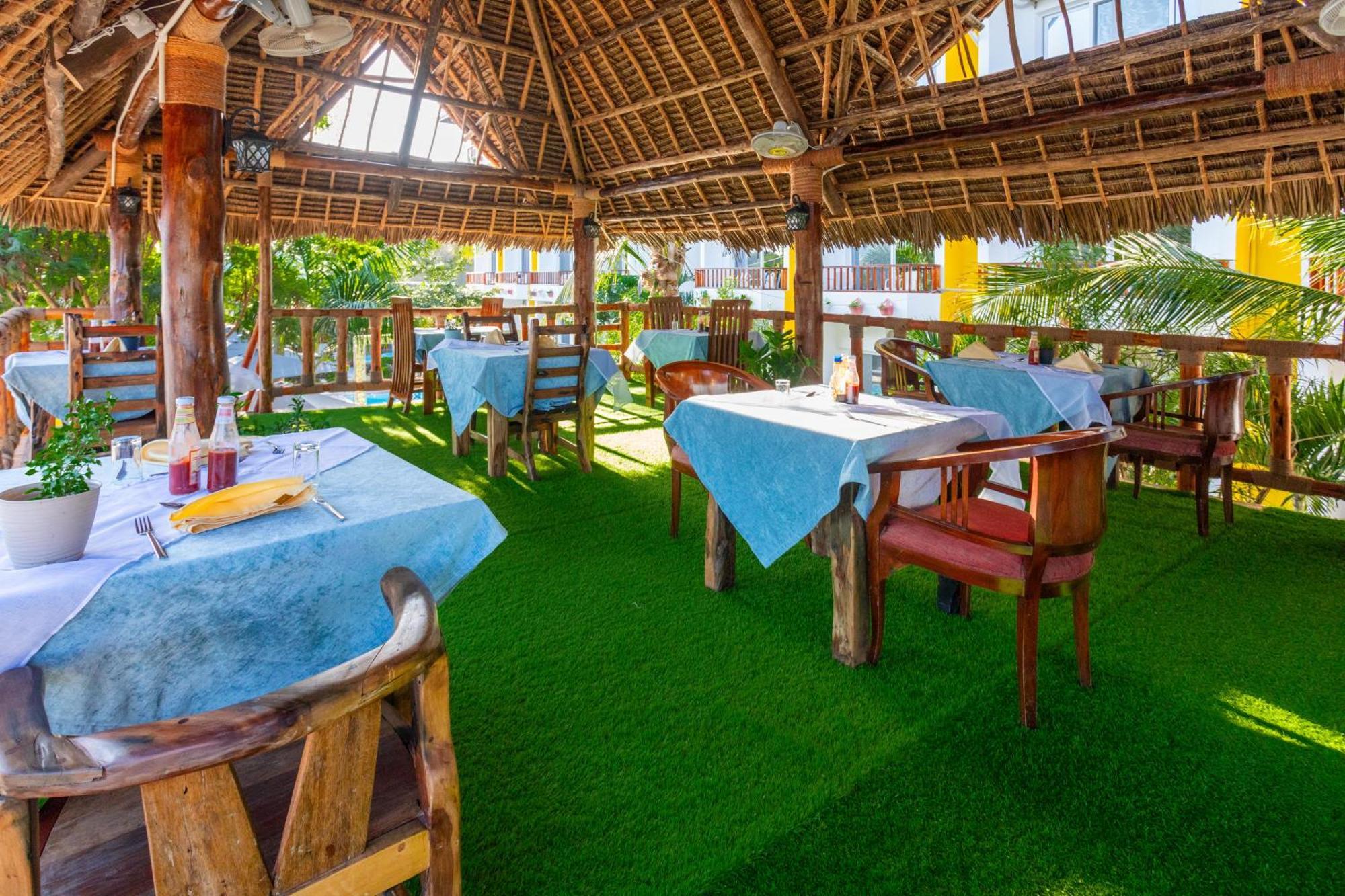 Canary Nungwi Hotel & Spa Екстер'єр фото