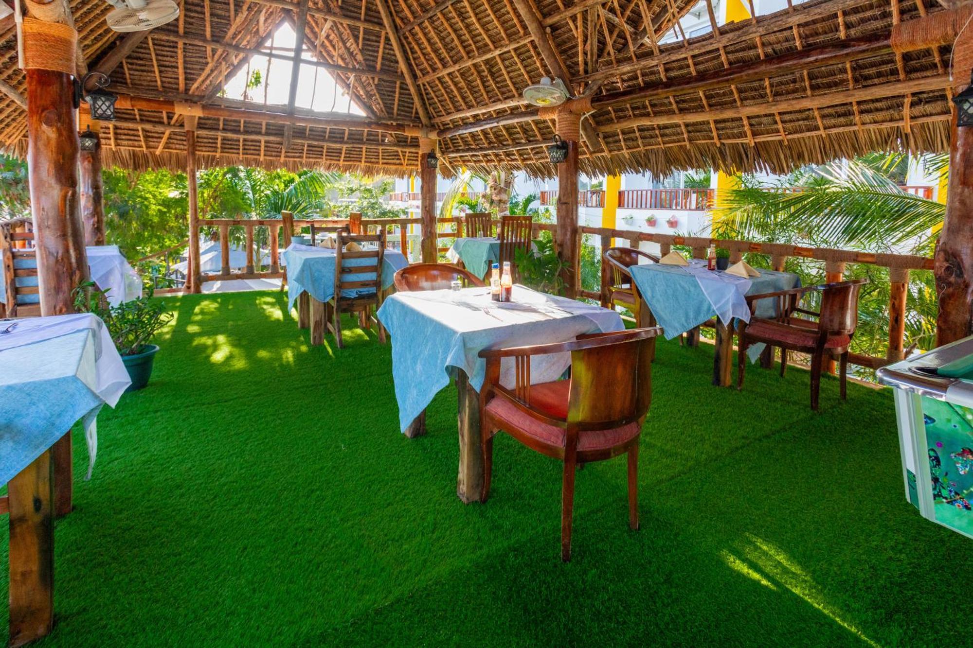 Canary Nungwi Hotel & Spa Екстер'єр фото